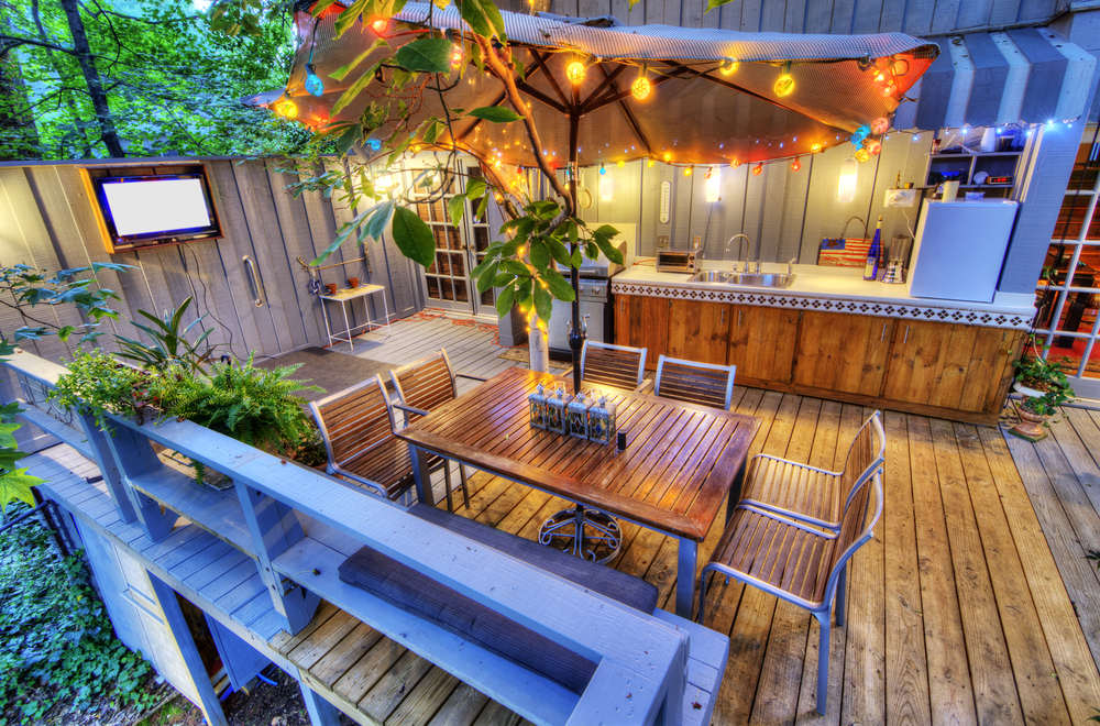 Backyard Deck - 5 Benefits of Having a Backyard Deck for the Summer