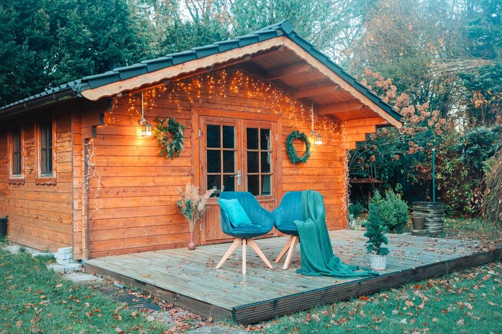 Deck the Halls: How to Transform Your Deck into a Holiday Wonderland