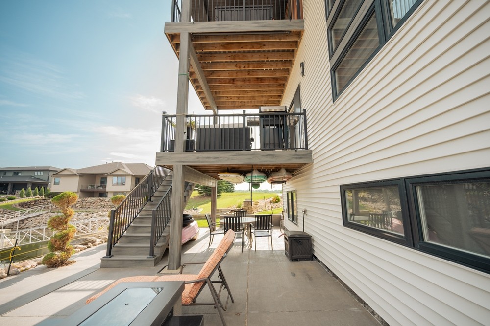 Benefits of Multi‑Level Deck Designs for Uneven Backyard Terrain