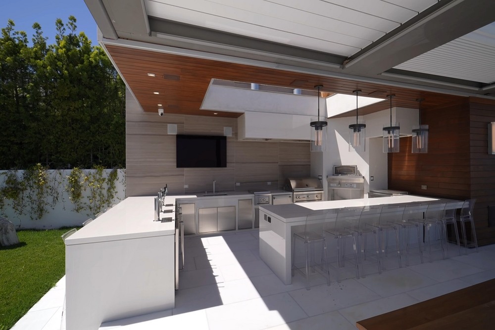 Why Outdoor Kitchen Add-Ons Boost Your Deck Functionality